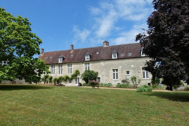 Vente Hôtel particulier Laon 690 000 340m²