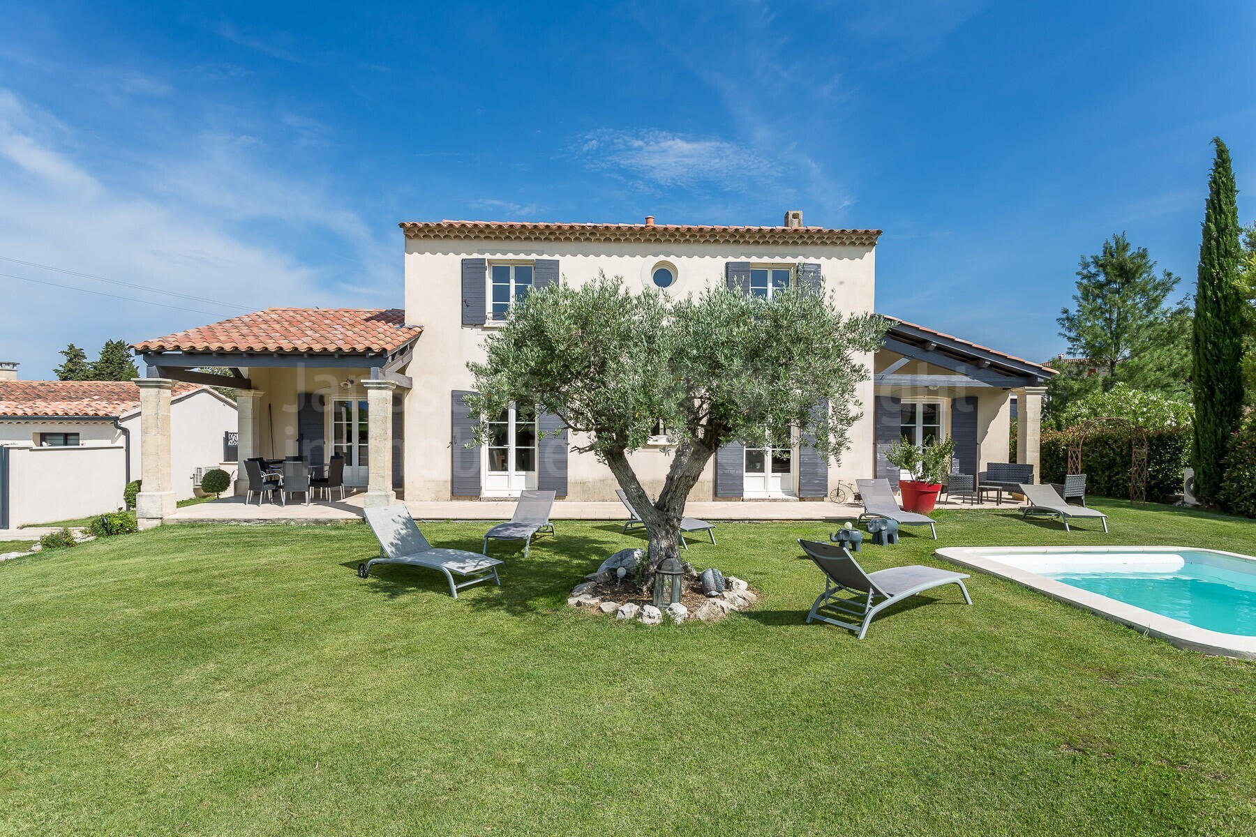 Vente Maison Saumane de Vaucluse 954 000 200m²