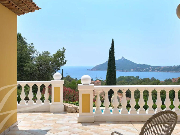 House agay - 5 bedrooms - 415m²