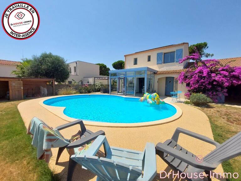 Villa Agde - 4 bedrooms - 146m²