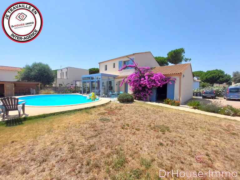 Villa Agde - 4 bedrooms - 146m²