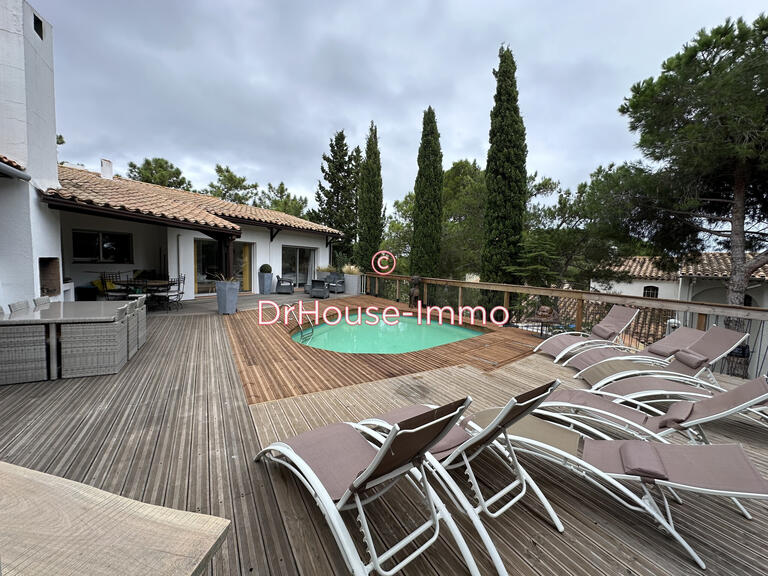 Villa Agde - 5 bedrooms - 200m²