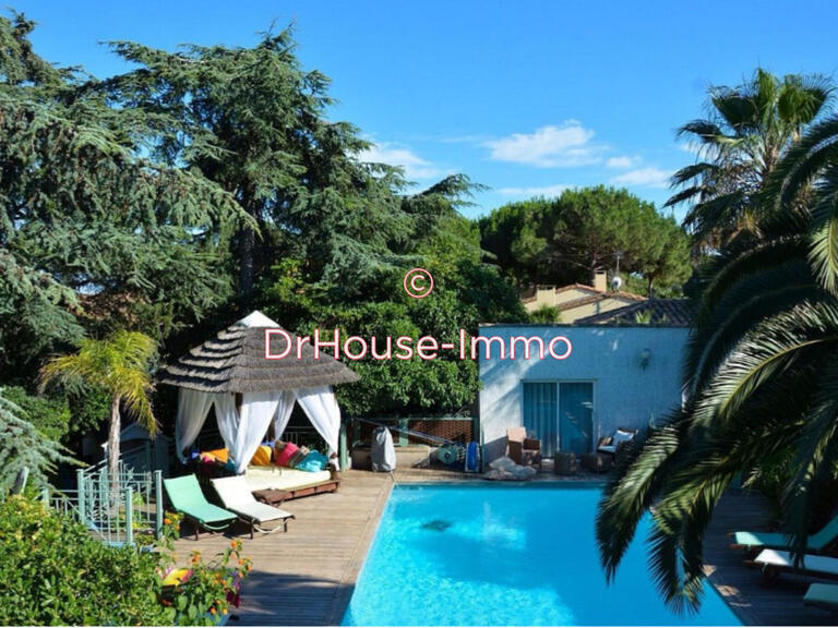 Villa Agde - 7 bedrooms - 530m²