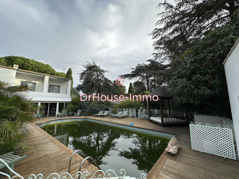 Villa Agde - 7 chambres - 530m²