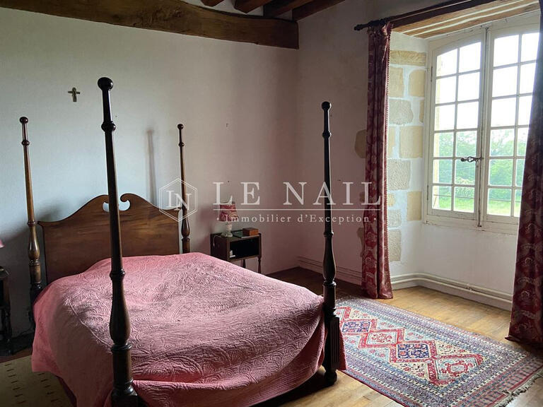 Castle Ainay-le-Château - 4 bedrooms - 240m²