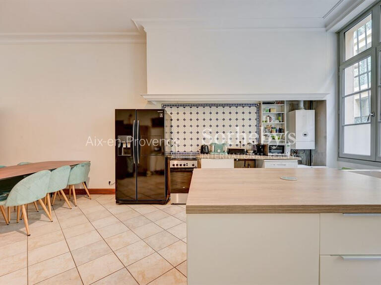 Apartment Aix-en-Provence - 3 bedrooms - 152m²