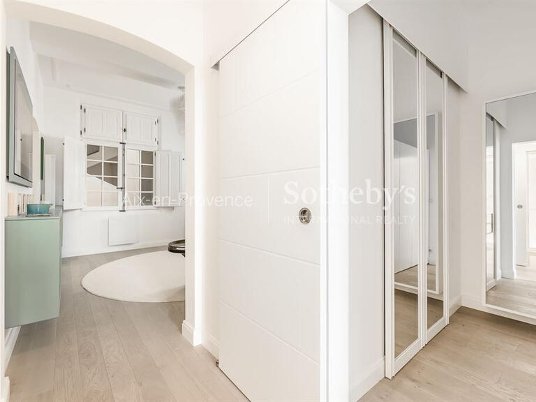 Appartement Aix-en-Provence - 1 chambre - 87m²