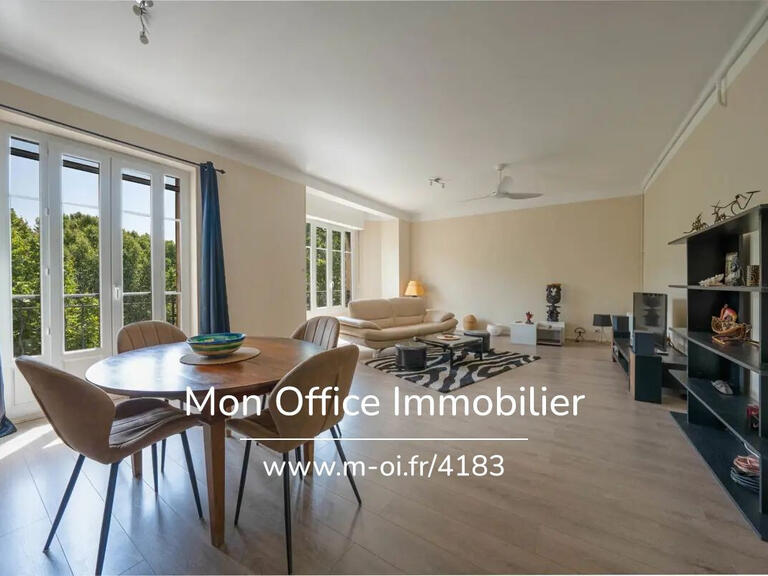 Sale Apartment Aix-en-Provence - 2 bedrooms