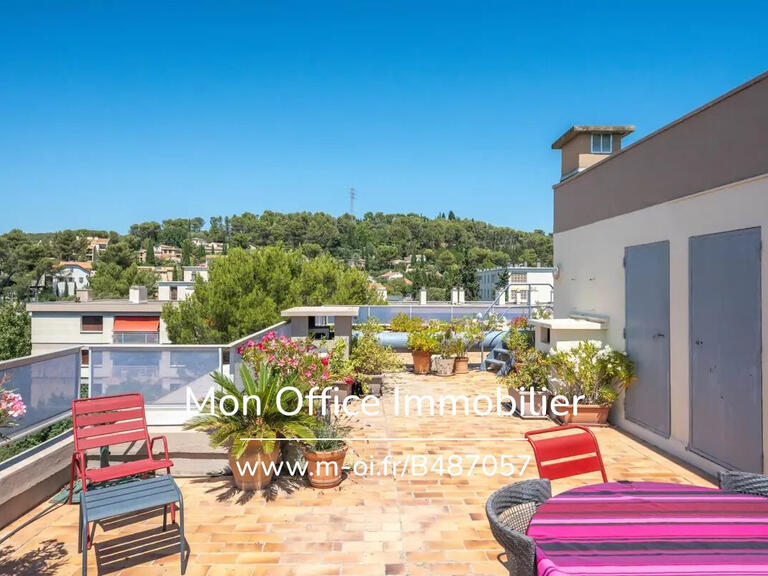 Sale Apartment Aix-en-Provence - 3 bedrooms