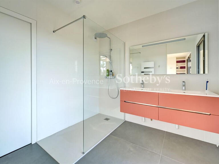 Apartment Aix-en-Provence - 3 bedrooms - 135m²