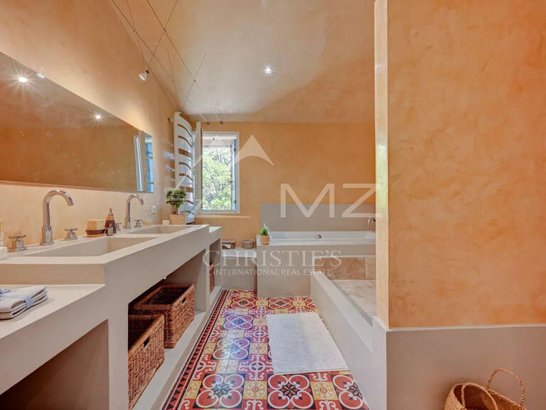 Maison Aix-en-Provence - 3 chambres - 160m²