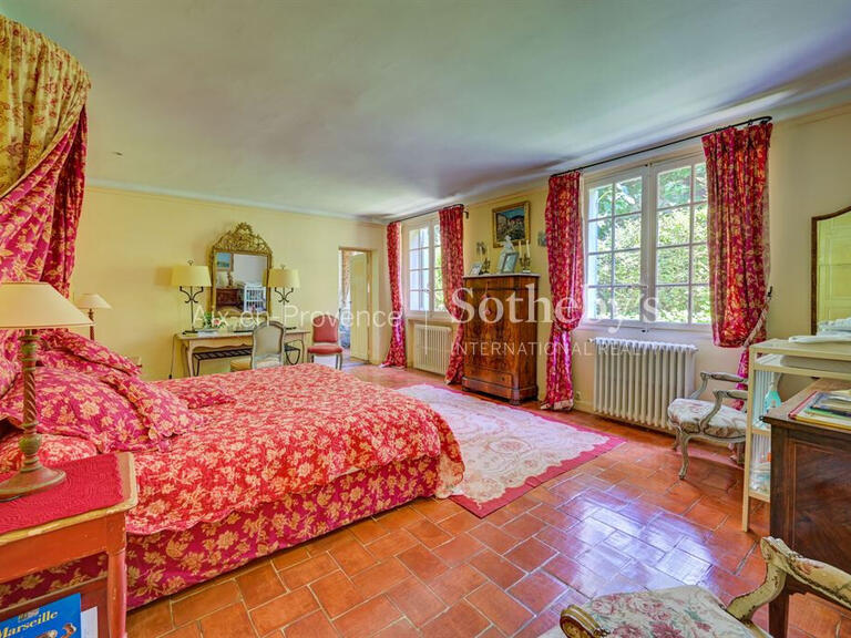 Maison Aix-en-Provence - 8 chambres - 770m²