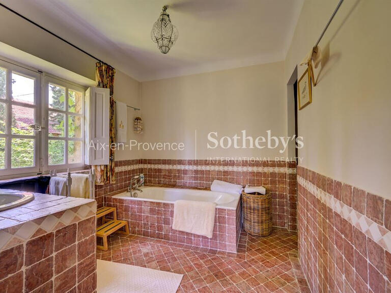 Maison Aix-en-Provence - 8 chambres - 770m²