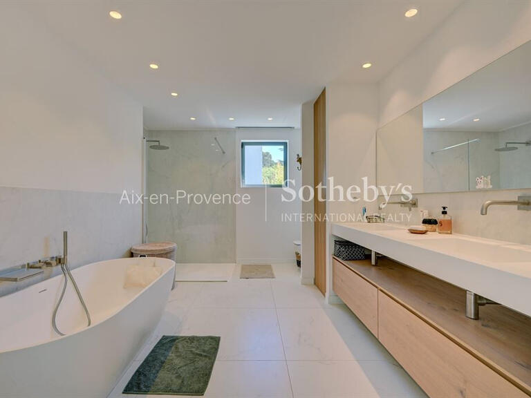 House Aix-en-Provence - 5 bedrooms - 260m²