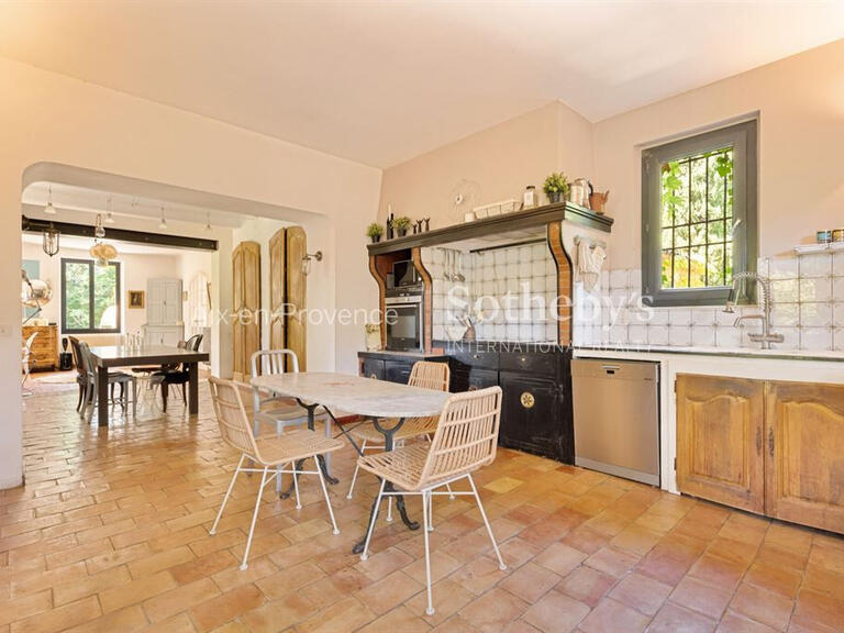 House Aix-en-Provence - 4 bedrooms - 374m²