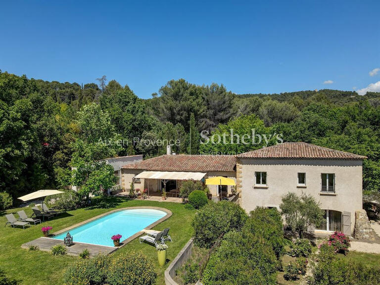 Maison Aix-en-Provence - 6 chambres - 320m²