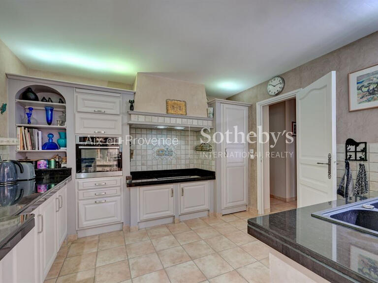 House Aix-en-Provence - 4 bedrooms - 203m²