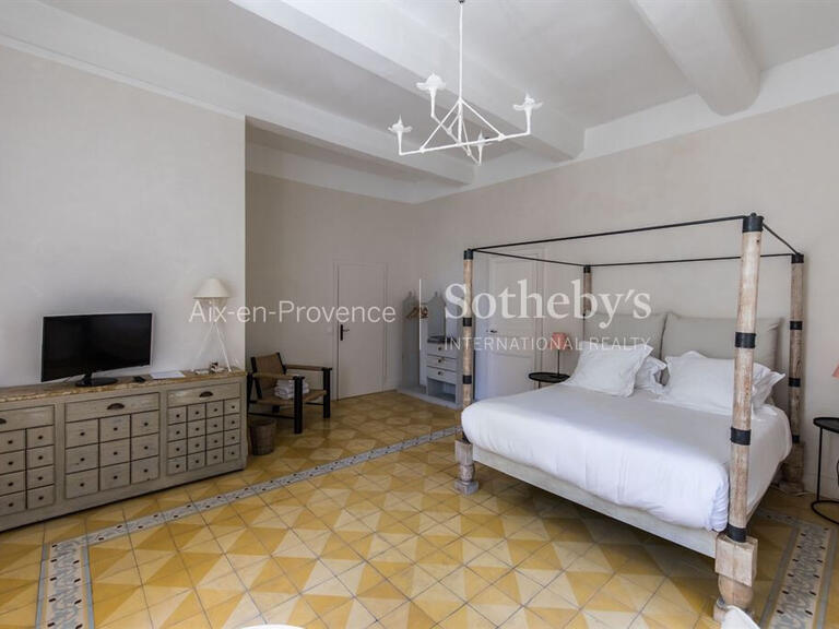 Maison Aix-en-Provence - 6 chambres - 340m²