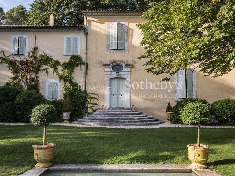 House Aix-en-Provence - 6 bedrooms - 340m²