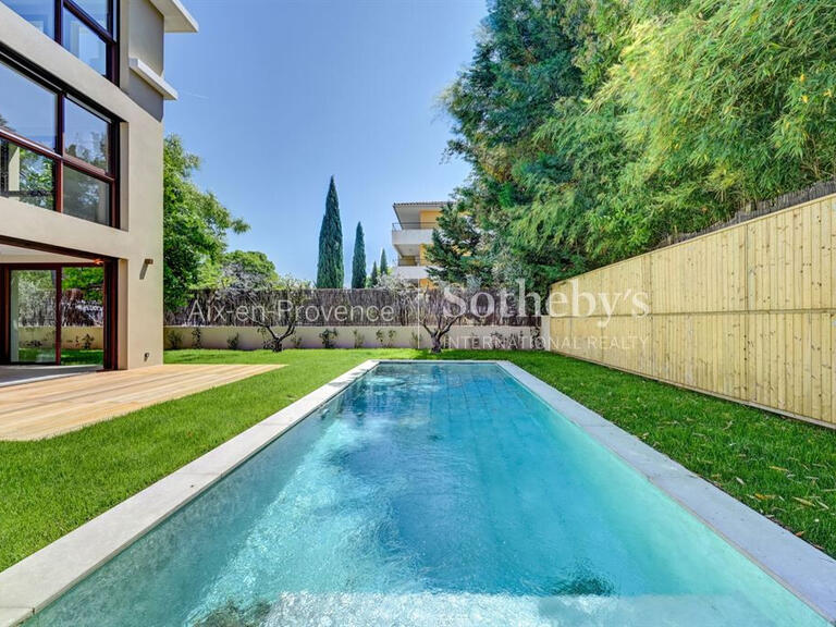 House Aix-en-Provence - 5 bedrooms - 240m²