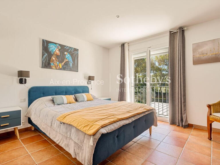 House Aix-en-Provence - 4 bedrooms - 210m²