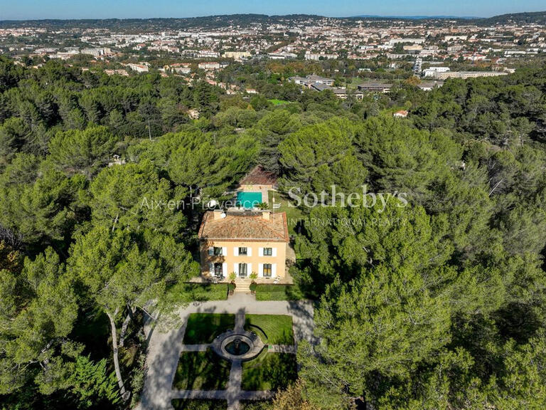 House Aix-en-Provence - 5 bedrooms - 295m²