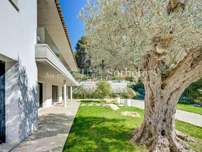 House Aix-en-Provence - 4 bedrooms - 301m²