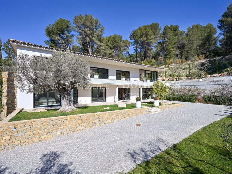 House Aix-en-Provence - 4 bedrooms - 301m²