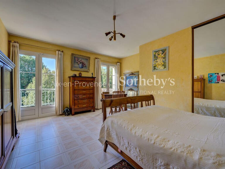 Propriété Aix-en-Provence - 5 chambres - 250m²