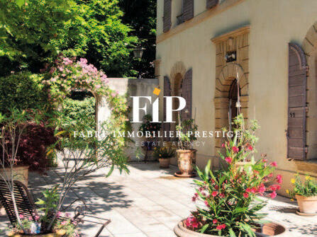 Property Aix-en-Provence - 7 bedrooms - 300m²