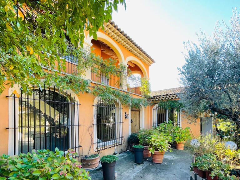 Vente Propriété Aix-en-Provence - 4 chambres