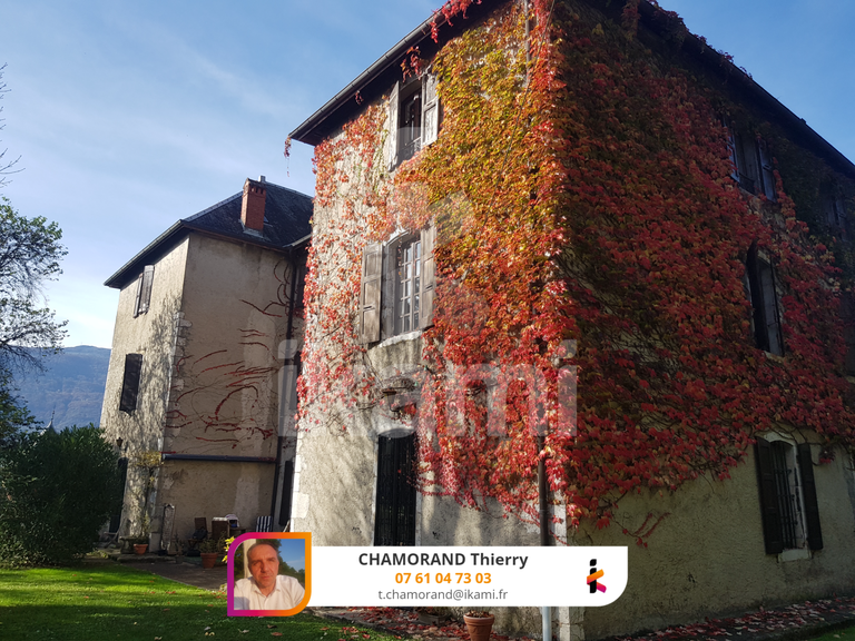 House Aix-les-Bains - 9 bedrooms - 714m²