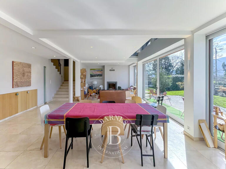 House Aix-les-Bains - 436m²