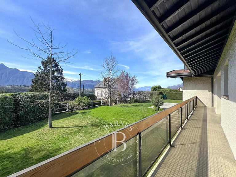 House Aix-les-Bains - 436m²