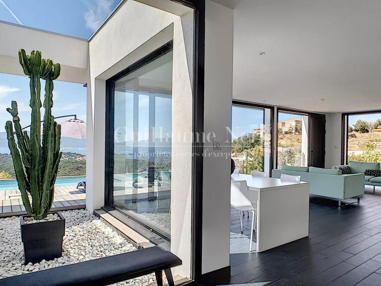 Villa Albitreccia - 3 bedrooms - 1650m²