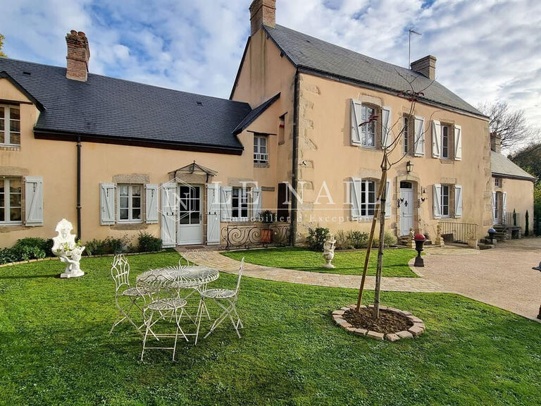 Propriété Alençon - 7 chambres - 485m²