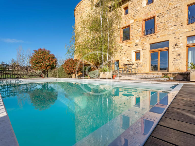 Castle Alix - 6 bedrooms - 365m²