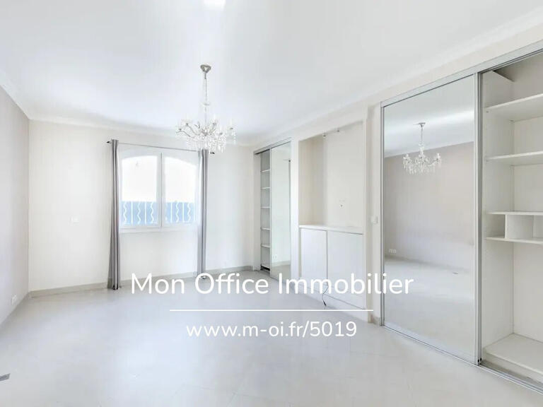 Appartement Allauch - 4 chambres - 198m²