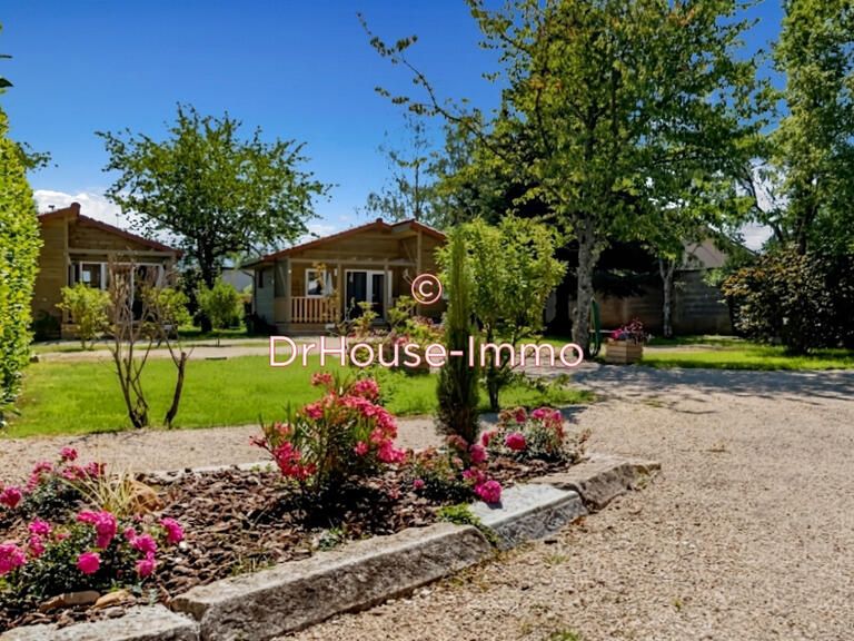 Villa Ambérieu-en-Bugey - 6 bedrooms - 230m²