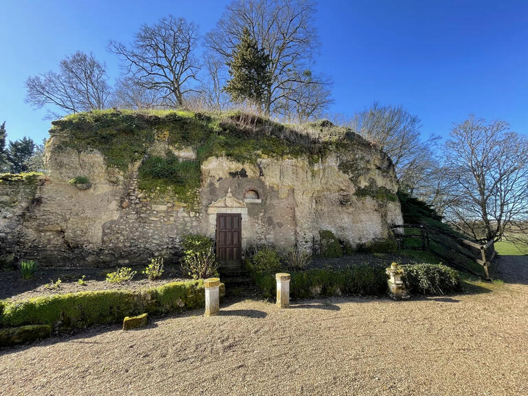 Castle Amboise - 6 bedrooms - 480m²