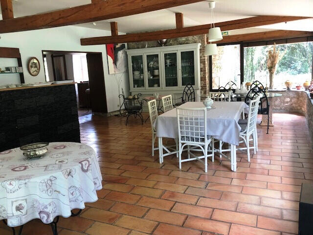 Maison Anduze - 14 chambres - 750m²