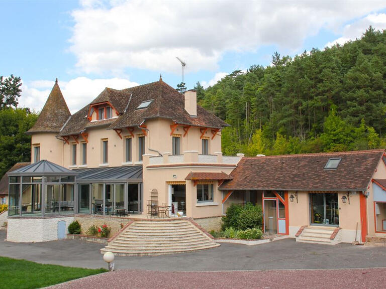 Propriété Anet - 6 chambres - 450m²