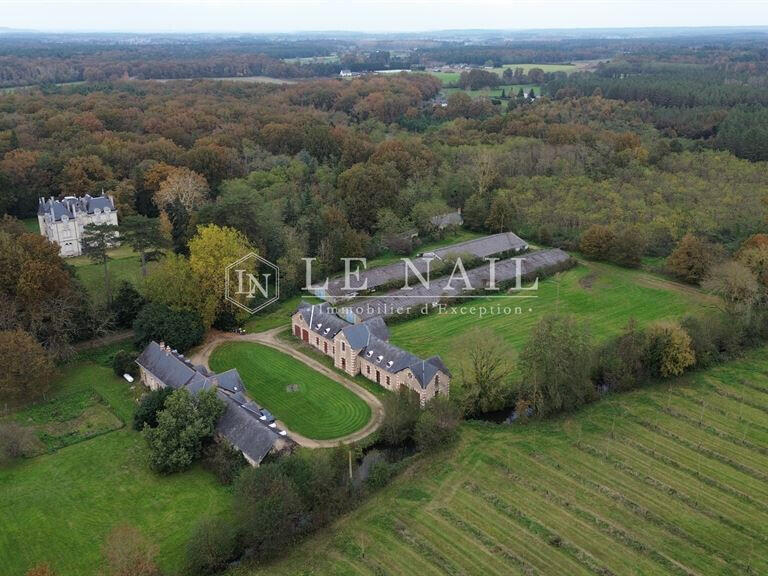 Château Angers - 13 chambres - 560m²