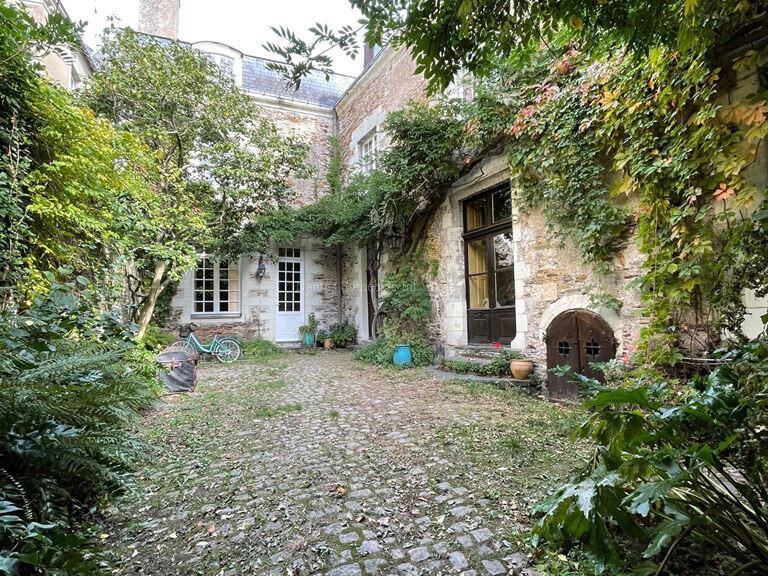 House Angers - 12 bedrooms - 577m²