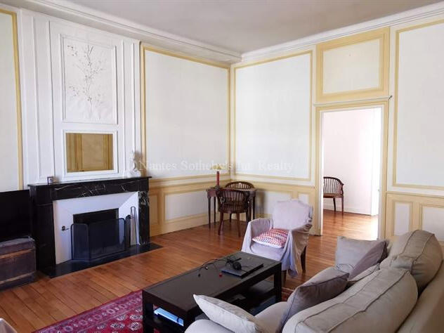 House Angers - 9 bedrooms - 361m²