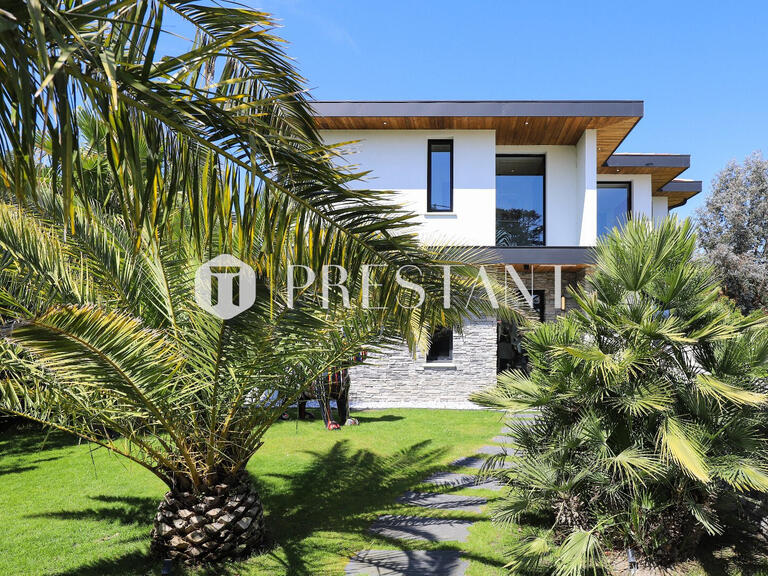 Maison Anglet - 3 chambres - 420m²