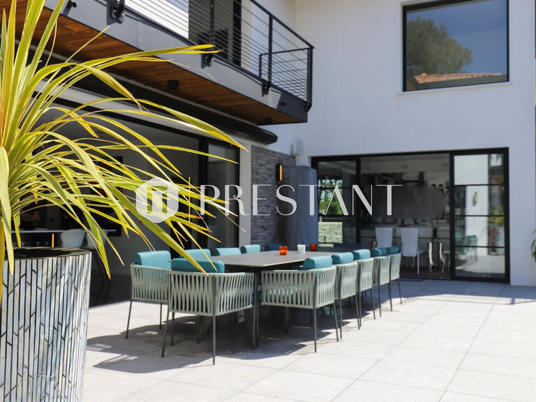 Maison Anglet - 3 chambres - 420m²