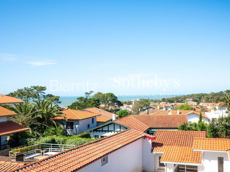 Maison Anglet - 8 chambres - 400m²