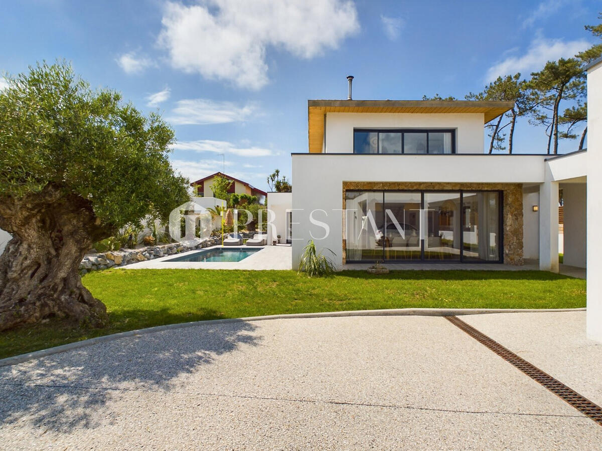 House Anglet