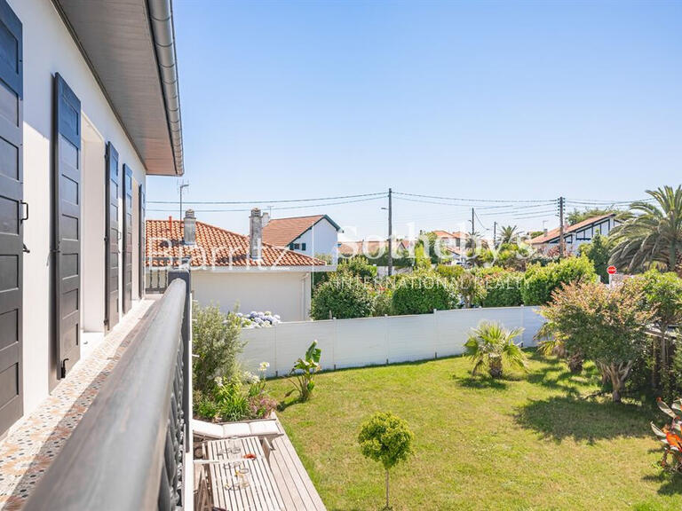 Maison Anglet - 4 chambres - 156m²